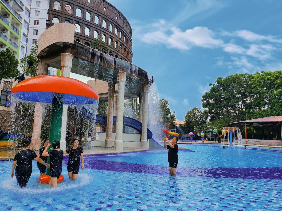 Melaka Top Largest Waterpark Resort - By Youbnb Homestay Melaka Екстер'єр фото